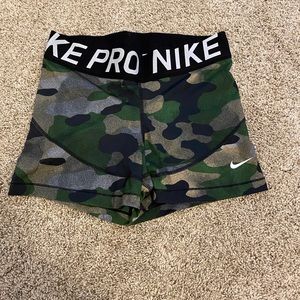 Camo nike pros